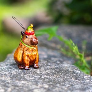 Елочная игрушка Капибара рождественская