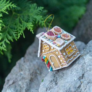 Елочная игрушка пряничный домик с печеньками