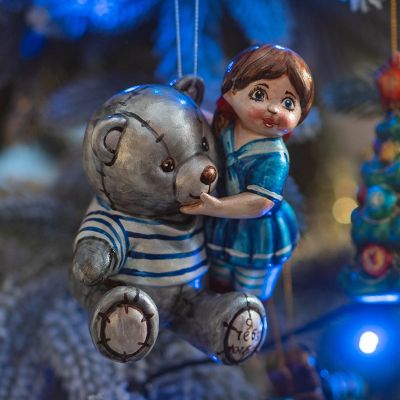 Елочные игрушки девочка-морячка с мишкой
