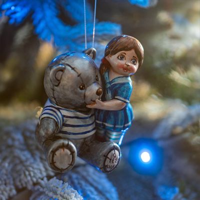 Елочные игрушки девочка-морячка с мишкой