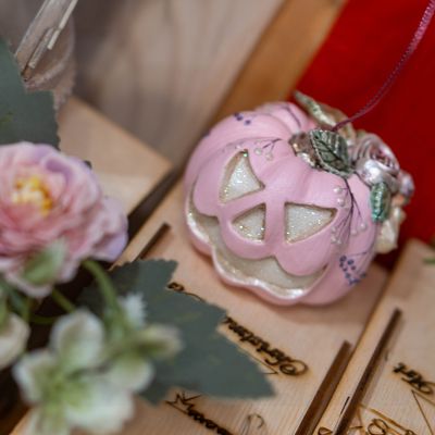 Елочная игрушка тыква светильник Джека нежная