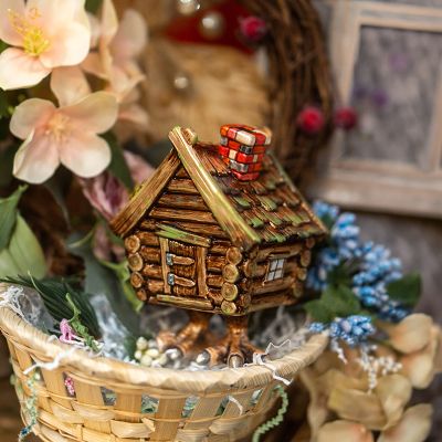 Елочная игрушка избушка на курьх ножках