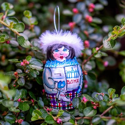 Елочная игрушка матрешка зимняя