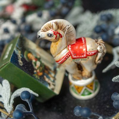 Елочная игрушка цирковая лошадка