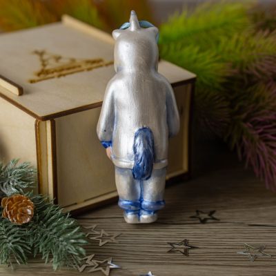 Елочная игрушка девочка в костюме единорога белая