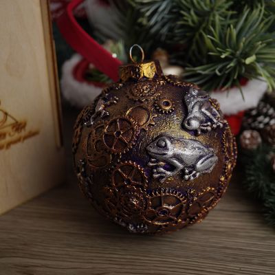 Елочная игрушка шар стимпанк лягушки